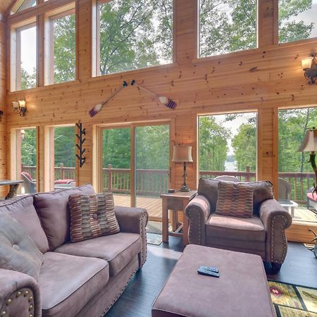 Scenic Hayward Lake View Retreat With Fire Pit Exterior photo